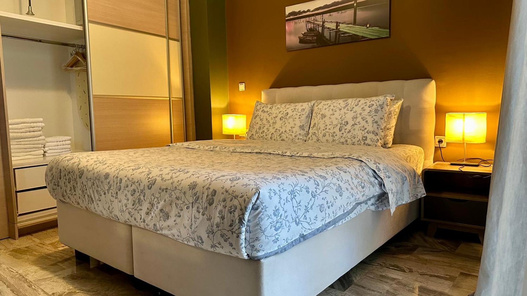 Luxury With Sauna And Free Parking Near Acropolis Athens Exterior photo